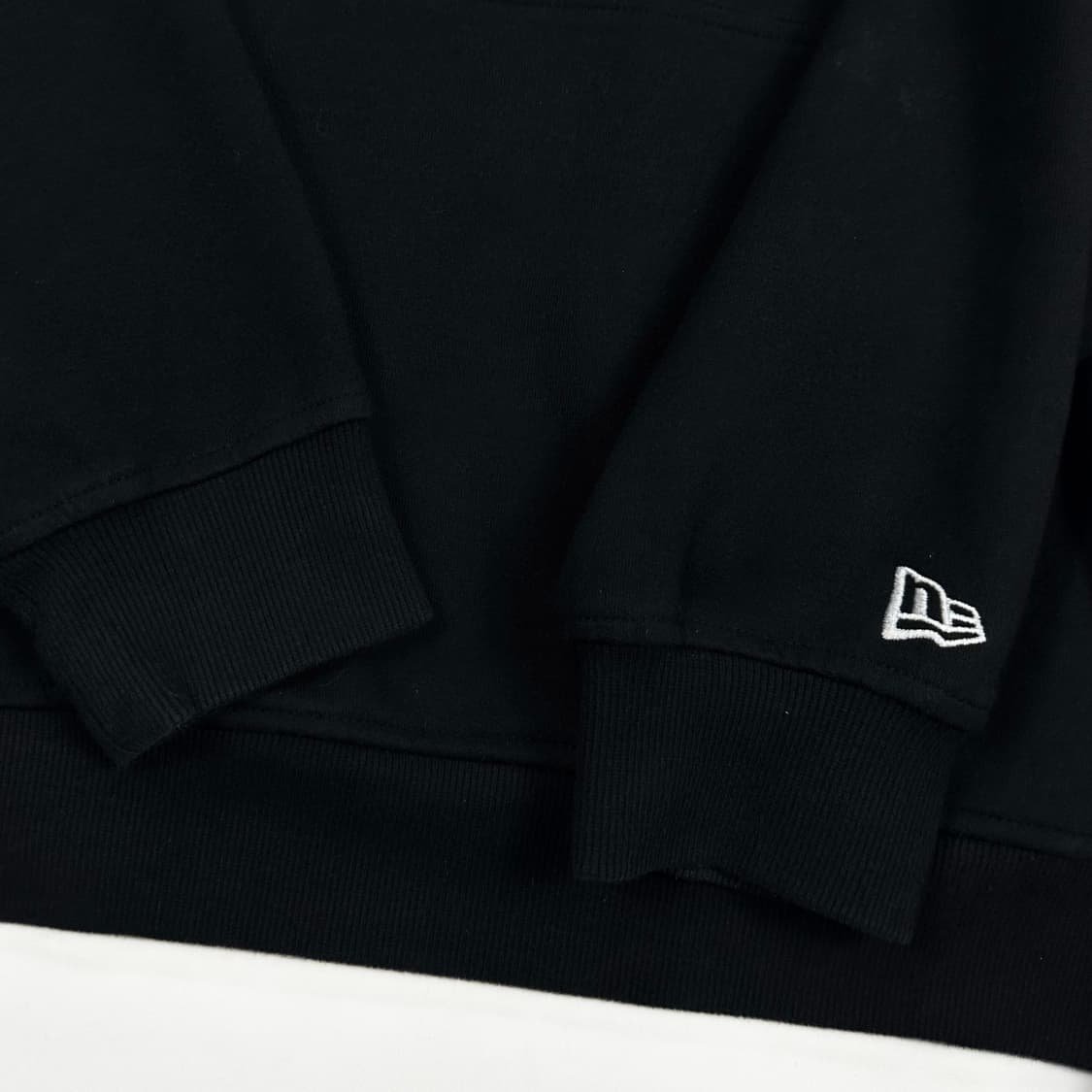 뉴에라 x 디네댓 뉴욕 양키스 박시핏 후드티 블랙 XL 상품이미지4