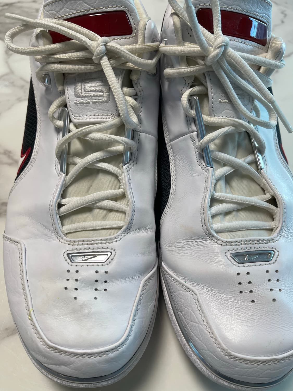 나이키 농구화 르브론1 줌 제너레이션 상품이미지4