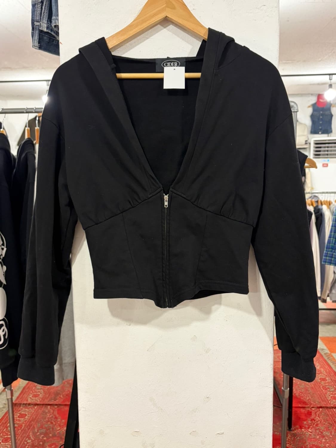 여성 숏후드집업 상품이미지1