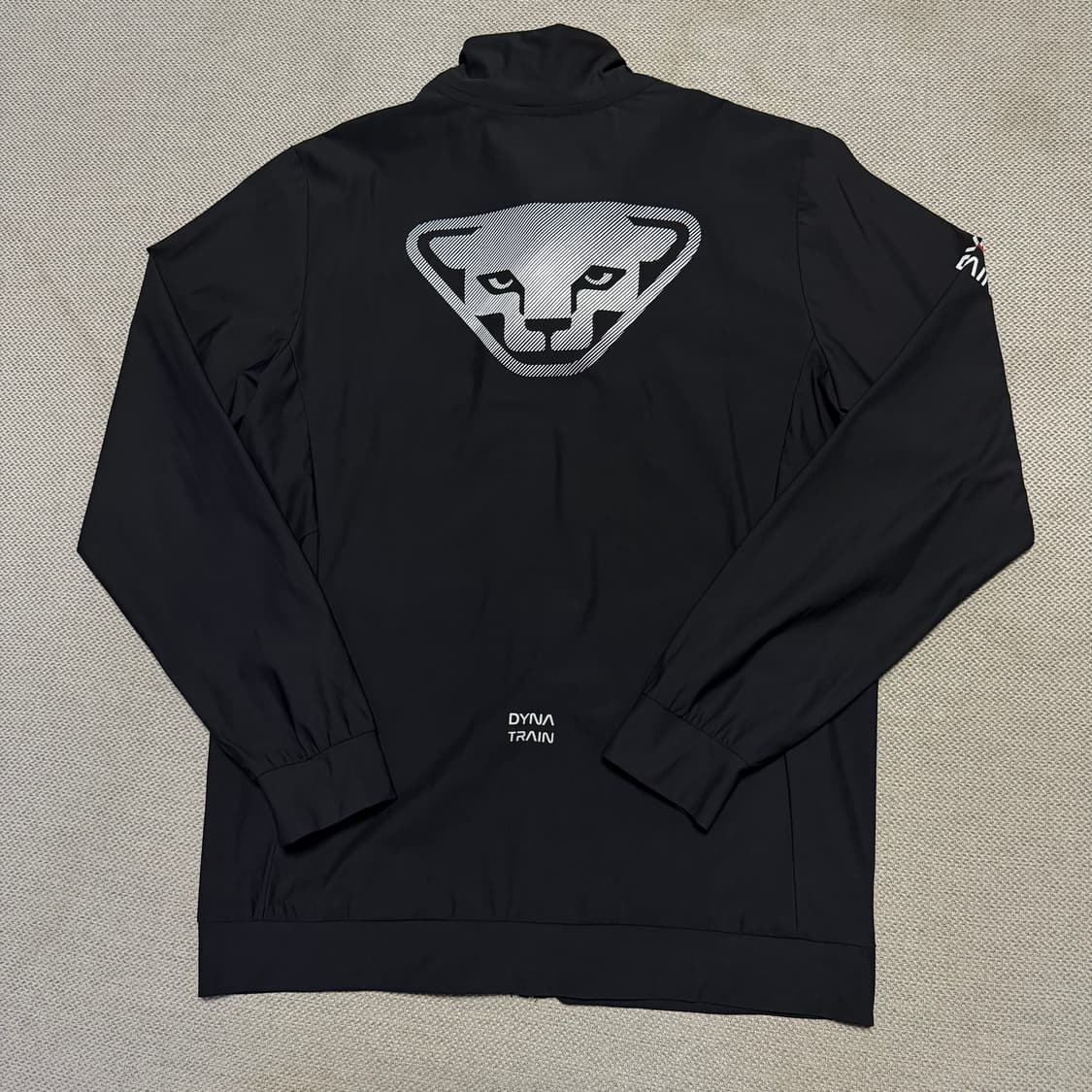다이나핏 빅로고 트레이닝 자켓 상품이미지4