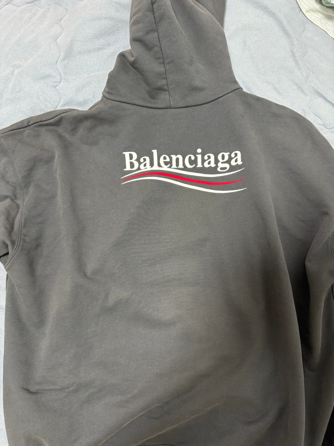 발렌시아가 웨이브로고 자수 후드티 새상품급 제품 판매 상품이미지2