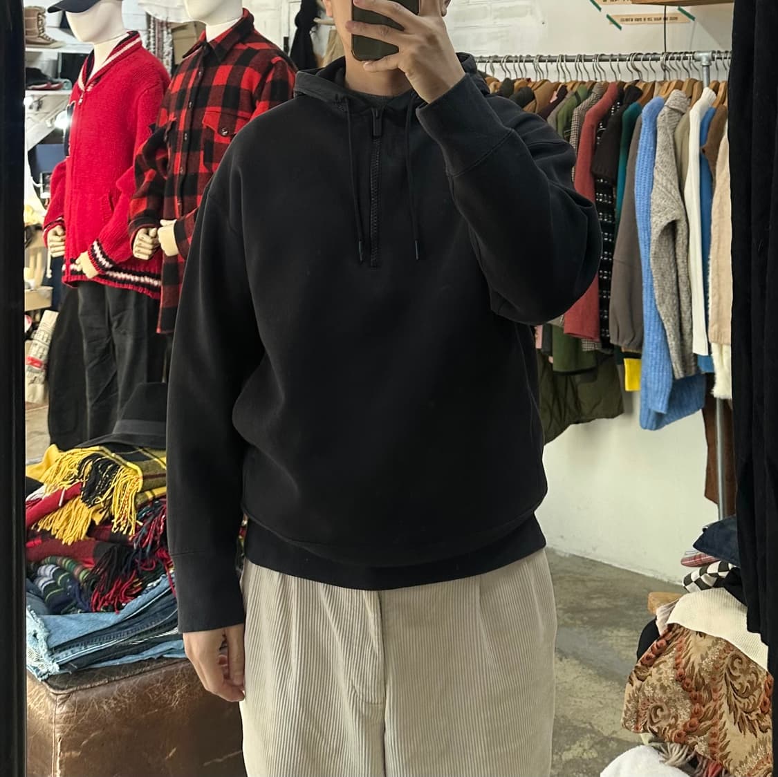 (착용컷) 유니클로 +J 집업 후드 티셔츠 (남성용 100) 상품이미지3