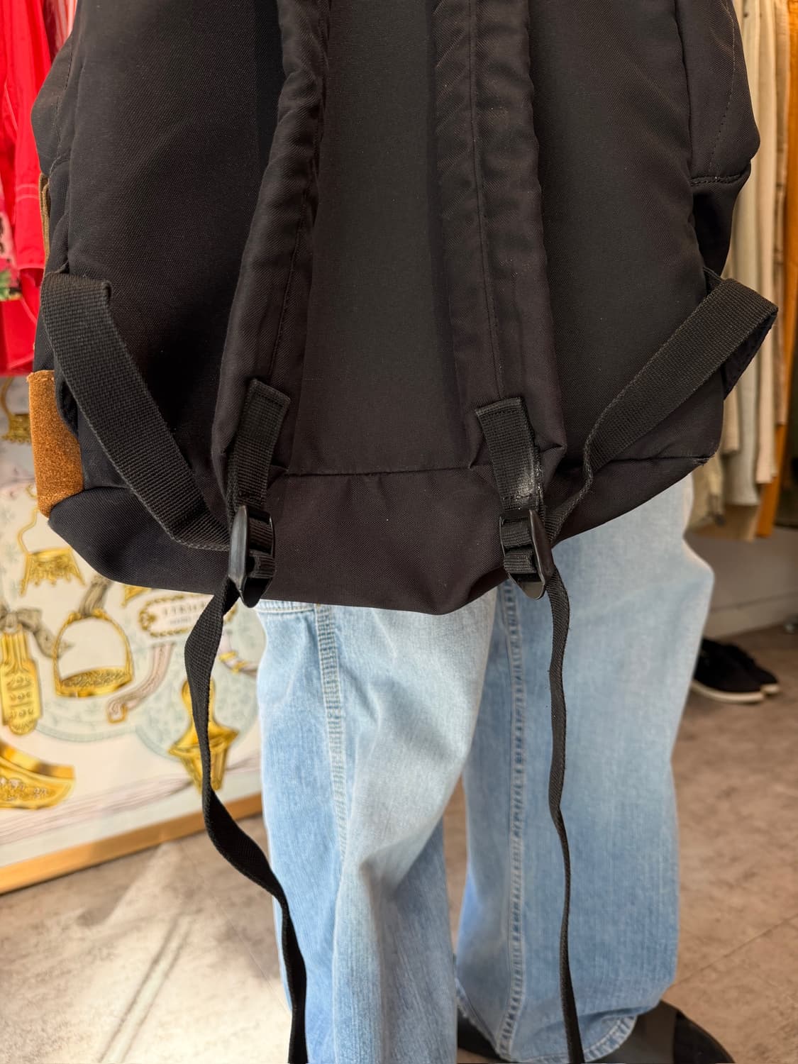 Sisley Black Suede Bottom Backpack 상품이미지6