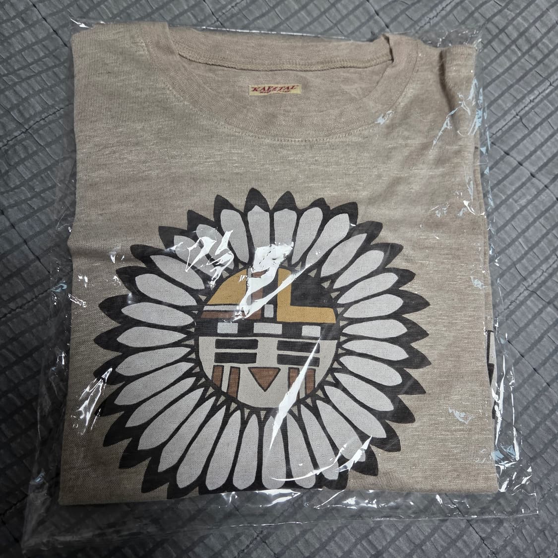 [XL] 캐피탈 크루 티셔츠 키나리색상 반팔 상품이미지2