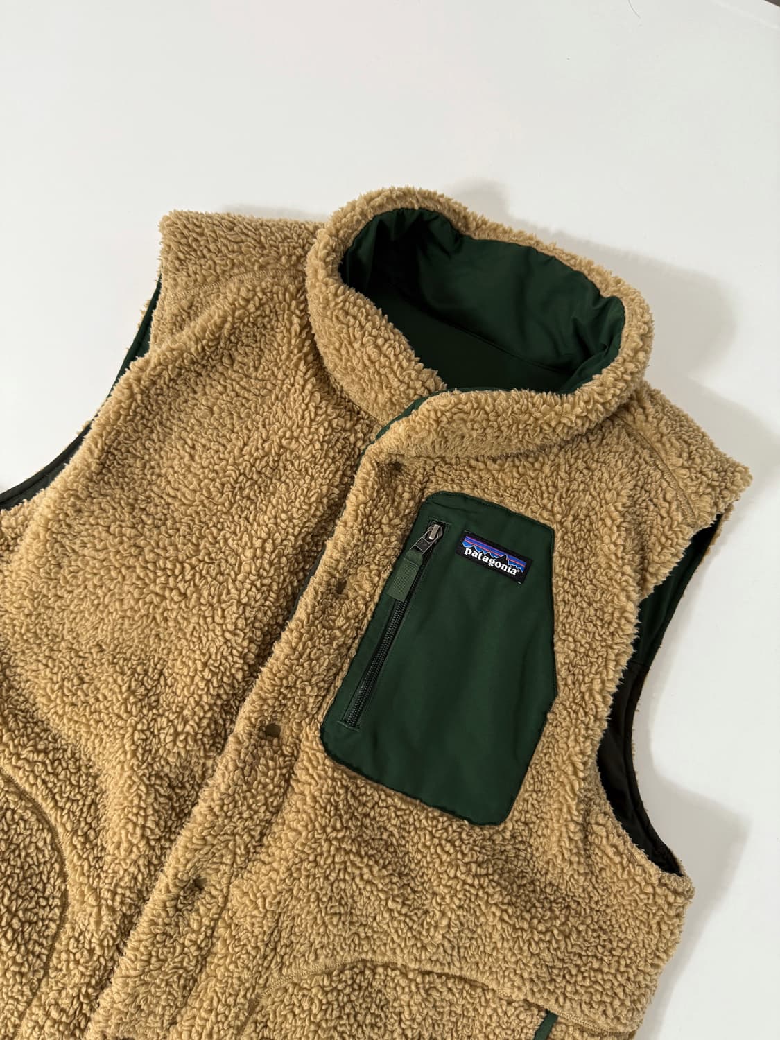 파타고니아 오버핏 비비 다운 리버서블 베스트 상품이미지6