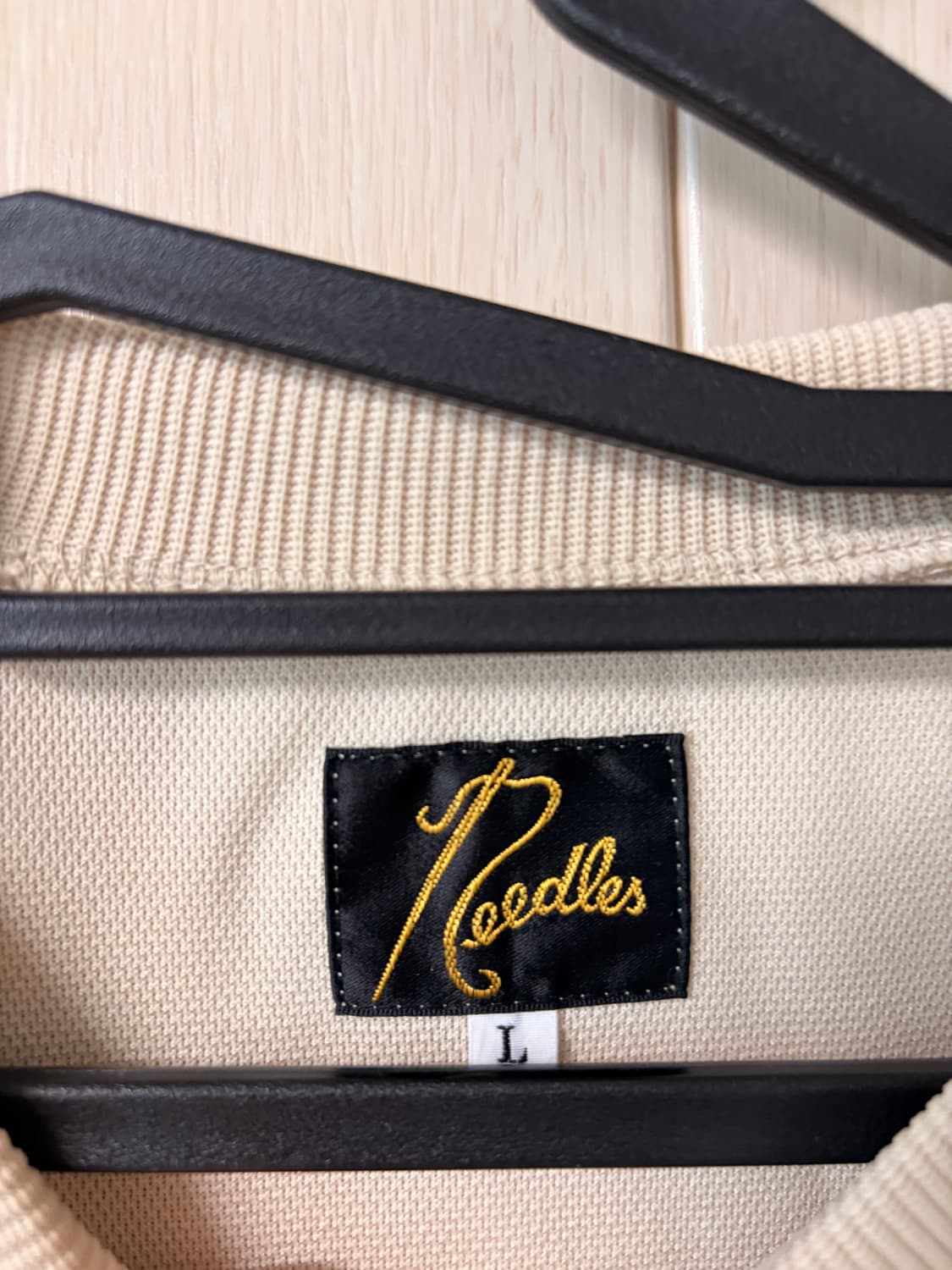 니들스 트랙 크루넥 맨투맨 아이보리 상품이미지3