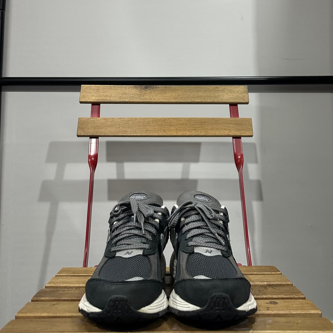 270) 뉴발란스 운동화 남성 남자 신발  2002R 네이비 상품이미지2