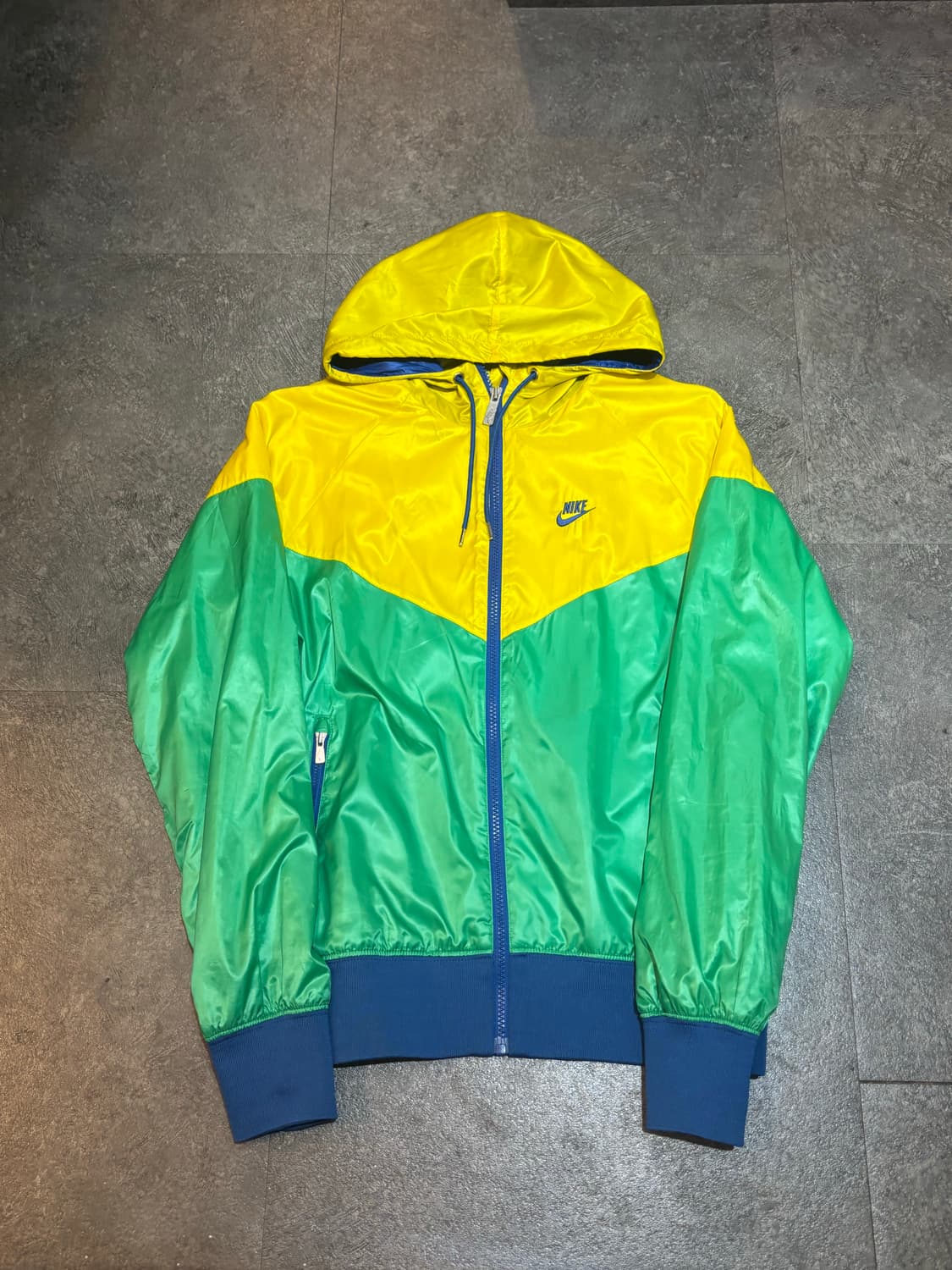 나이키 윈드러너 바람막이 멀티컬러 M사이즈 상품이미지2