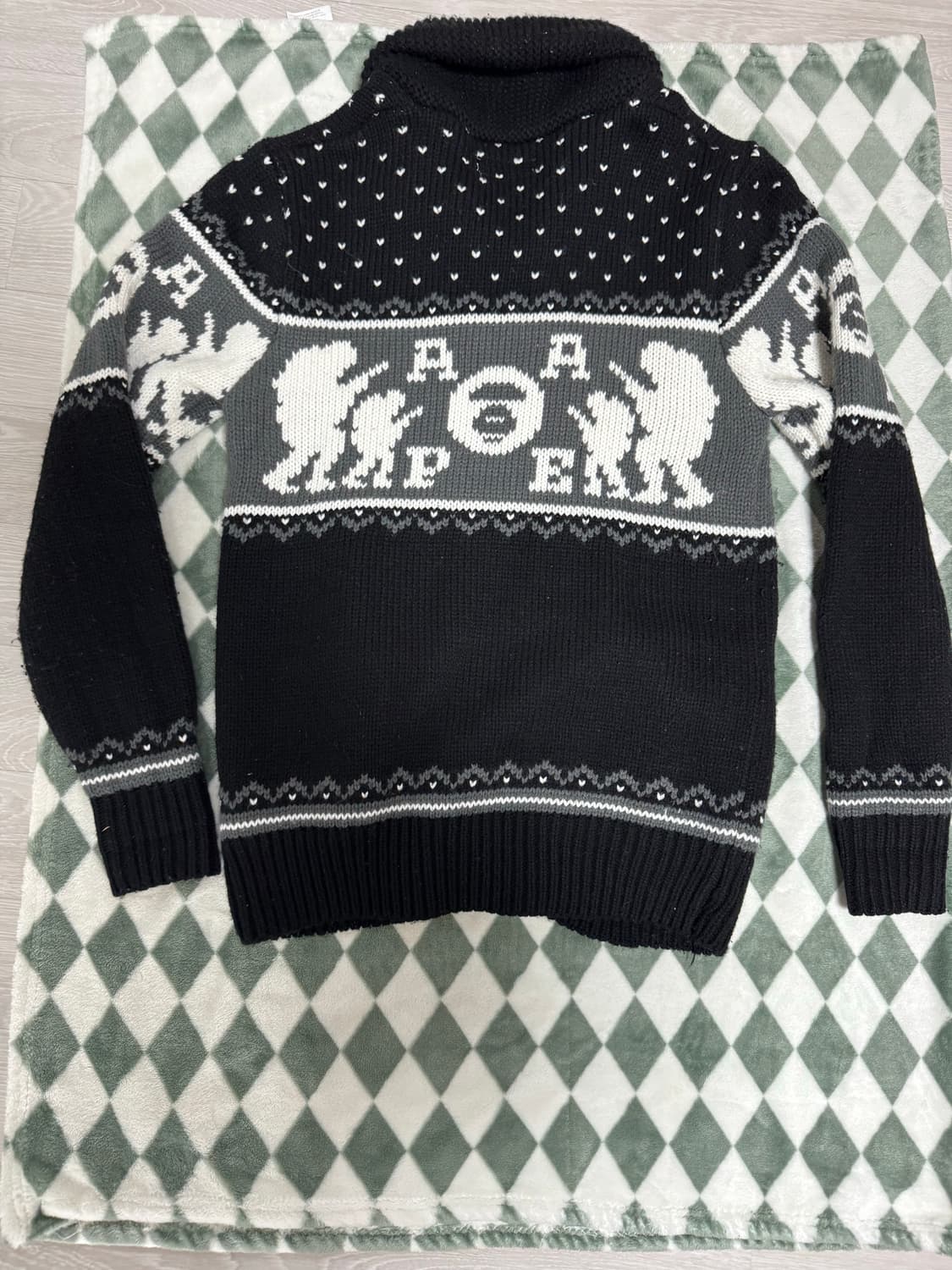 베이프 니트 집업 XL 상품이미지2