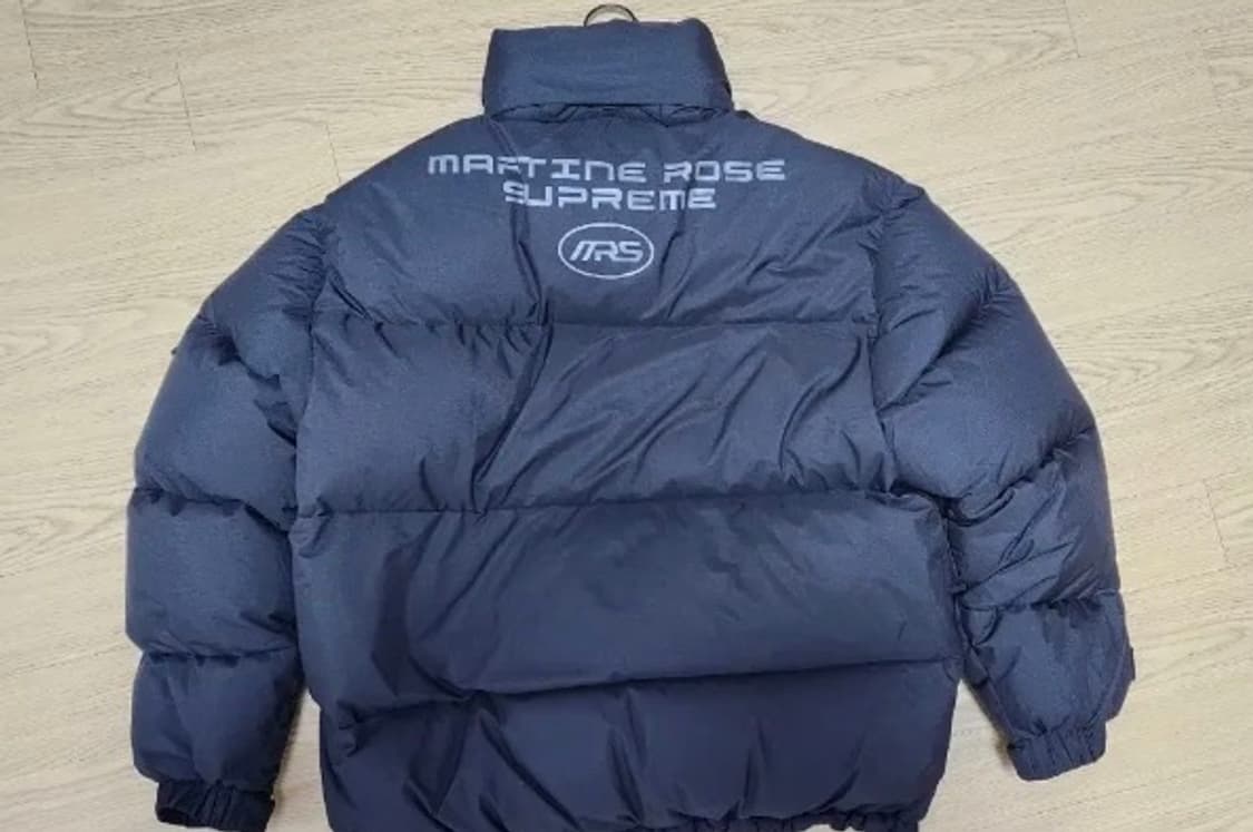 슈프림 x 마틴로즈 패딩 상품이미지2