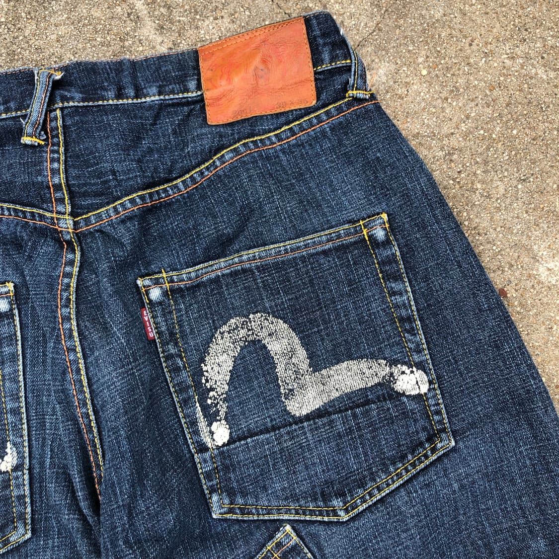 [33] 에비수 멀티포켓 셀비지 데님 팬츠 상품이미지7