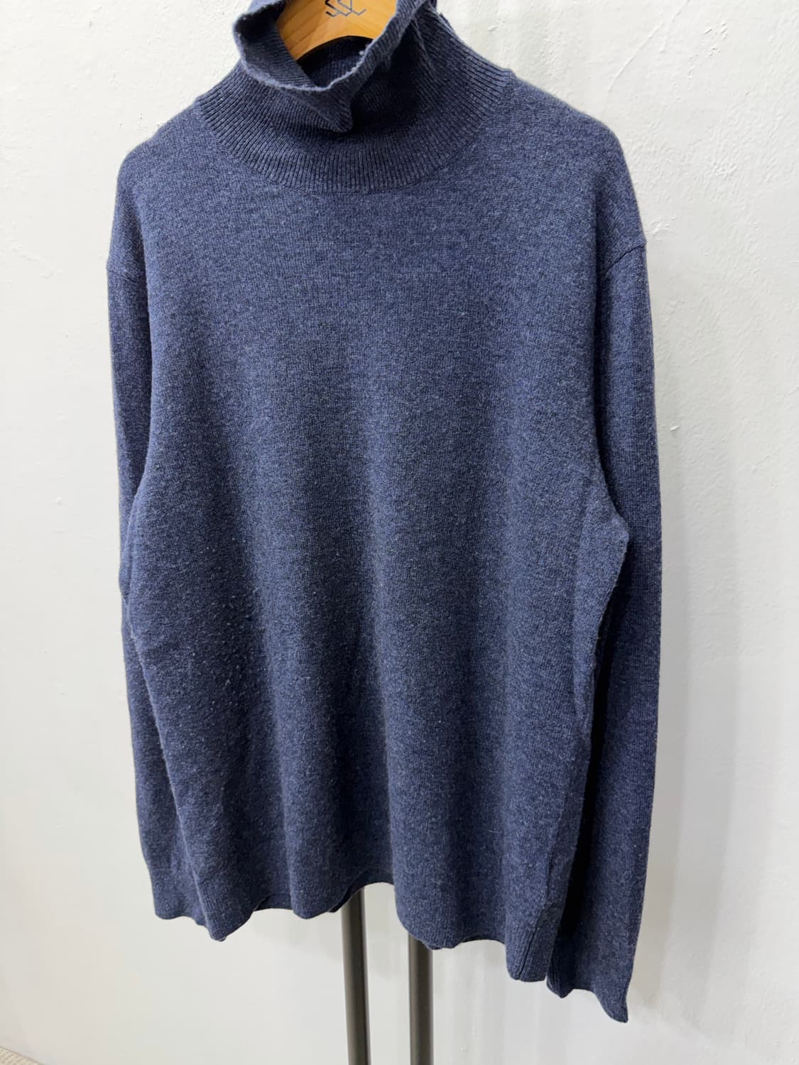 정품) COS 코스 남성 터틀넥 니트 M 상품이미지3