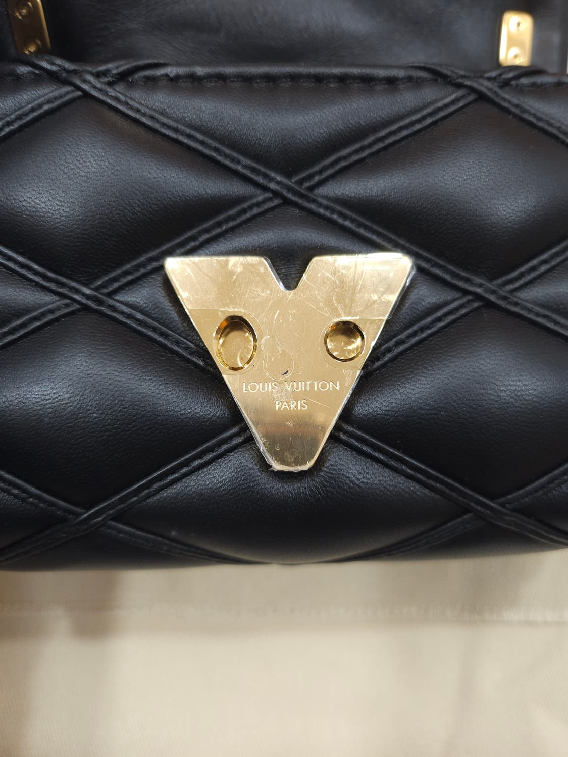 루이비통 피코 GO-14 블랙 크로스백 상품이미지10