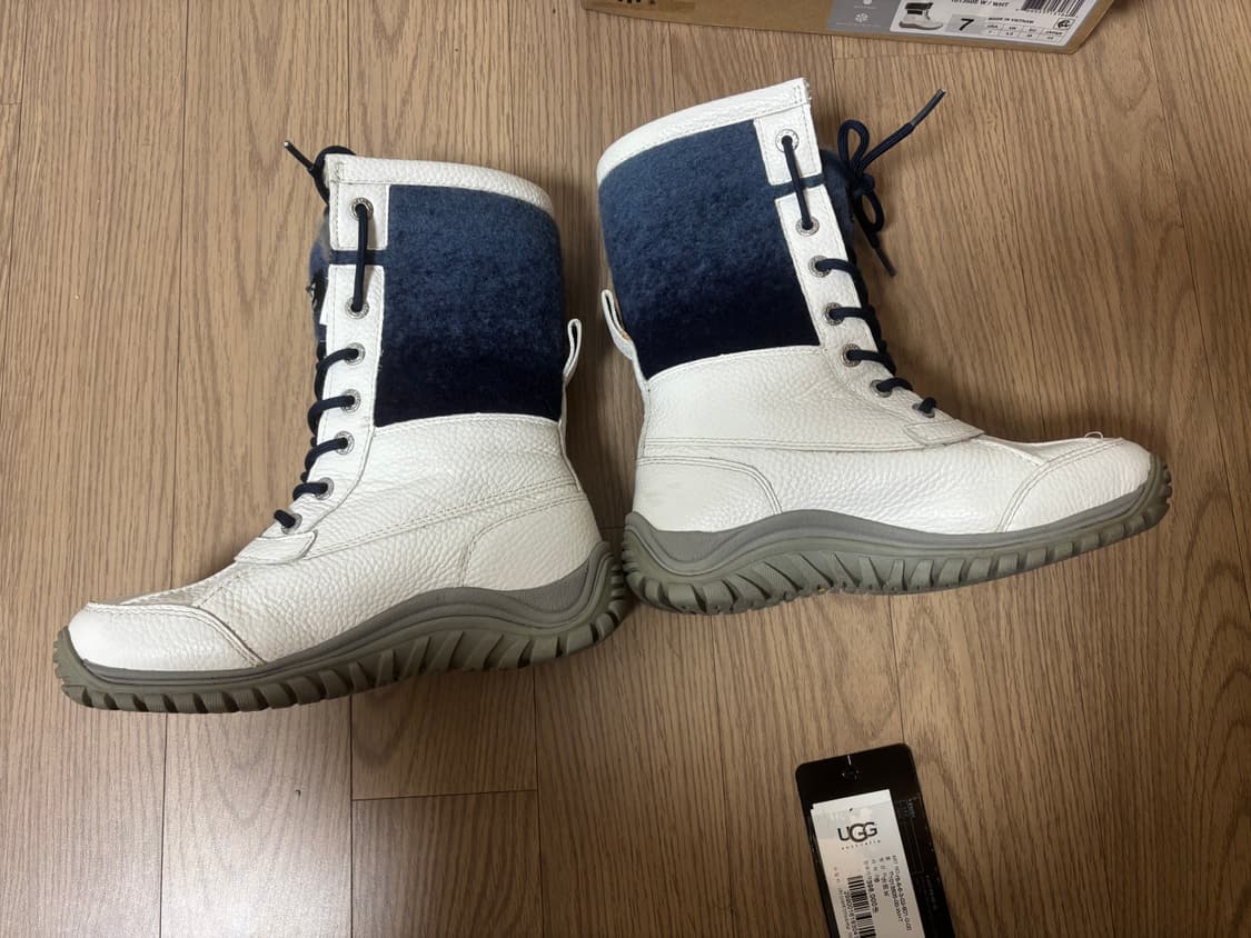 새상품급 어그 아디론닥가죽 방수방한부츠 털부츠남여공용 6사이즈 상품이미지3