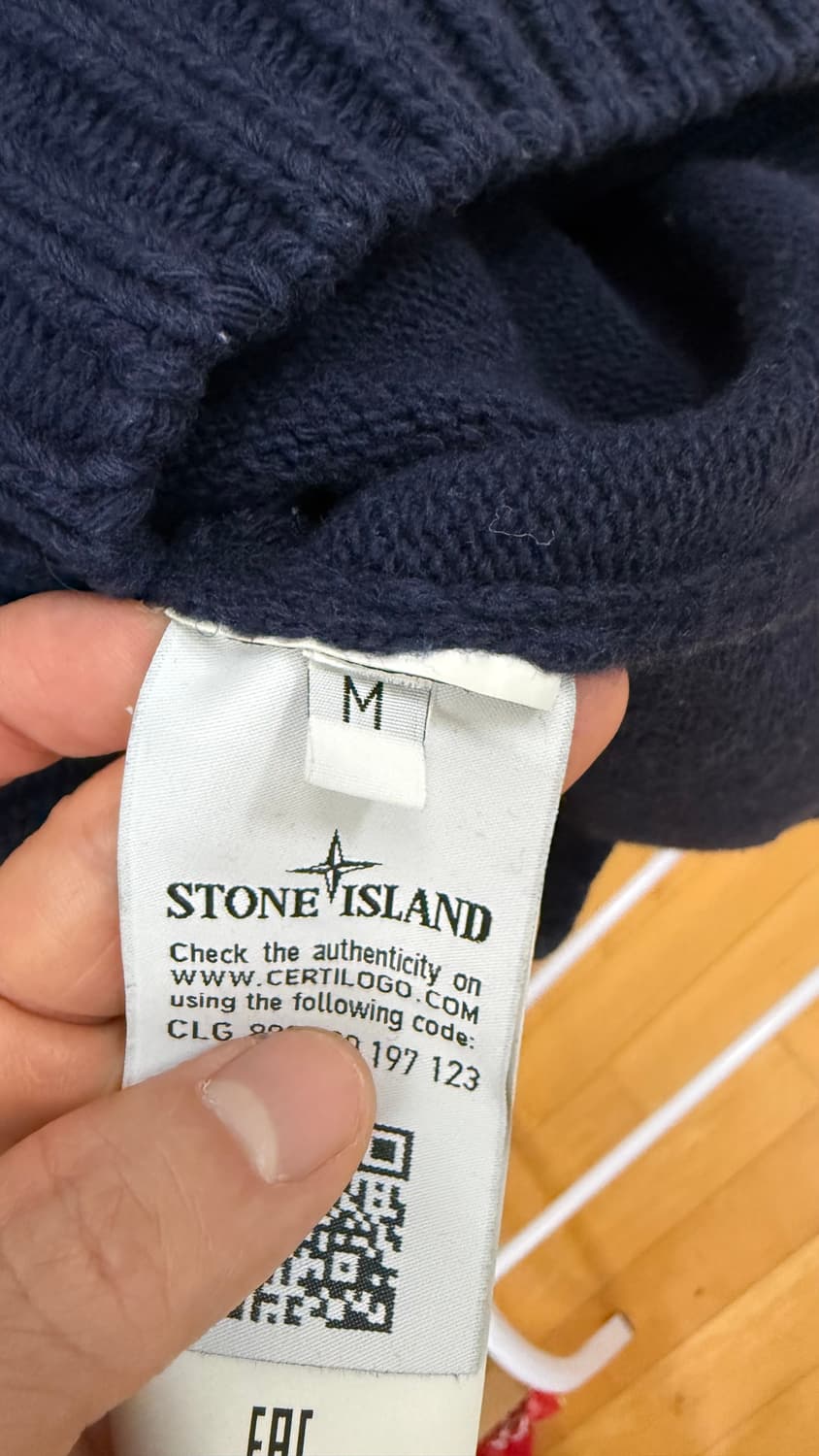 (M/100) 스톤아일랜드 울 포켓 니트 네이비 상품이미지6