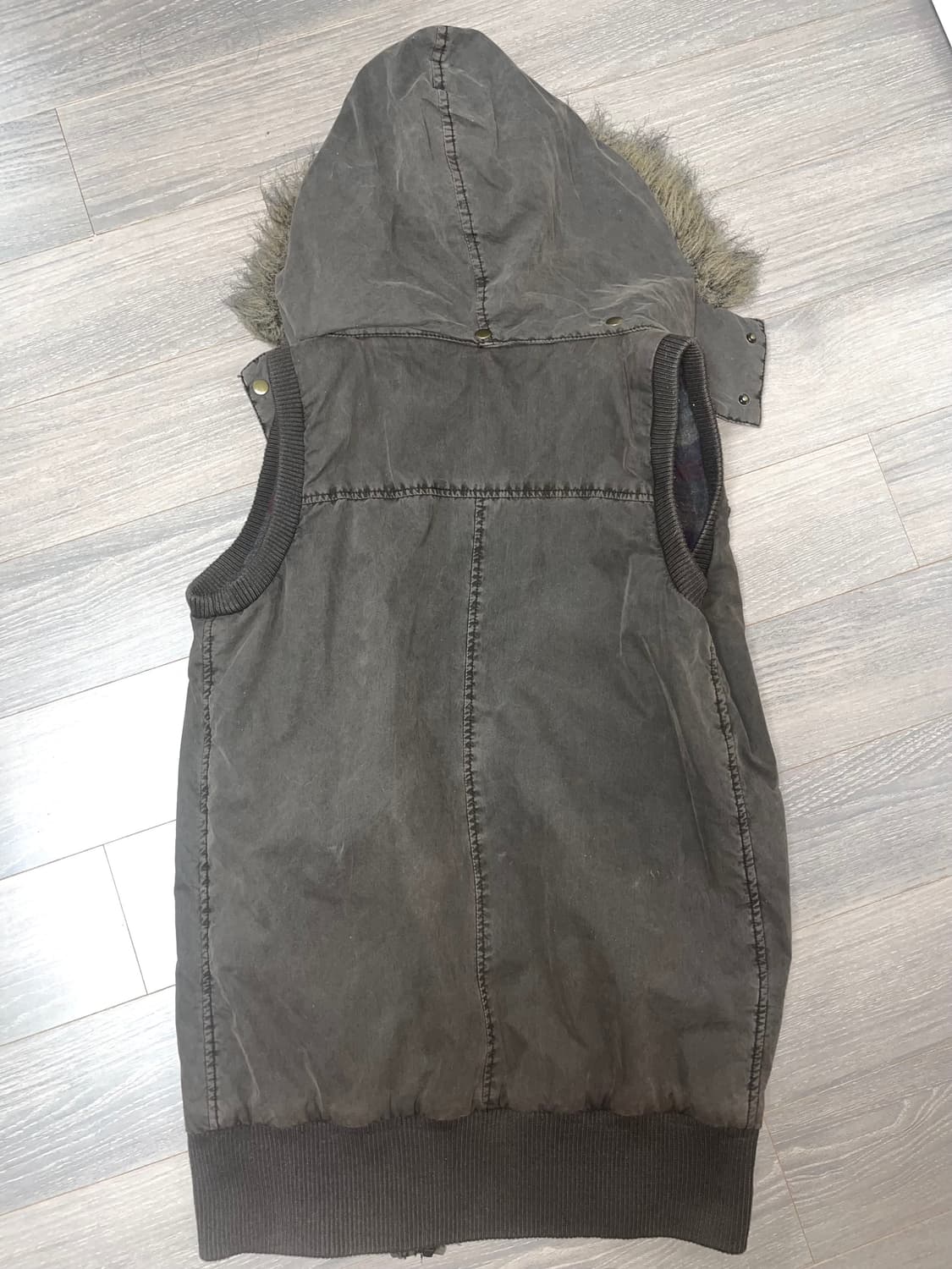 vintage check washing fur hooded vest 상품이미지3