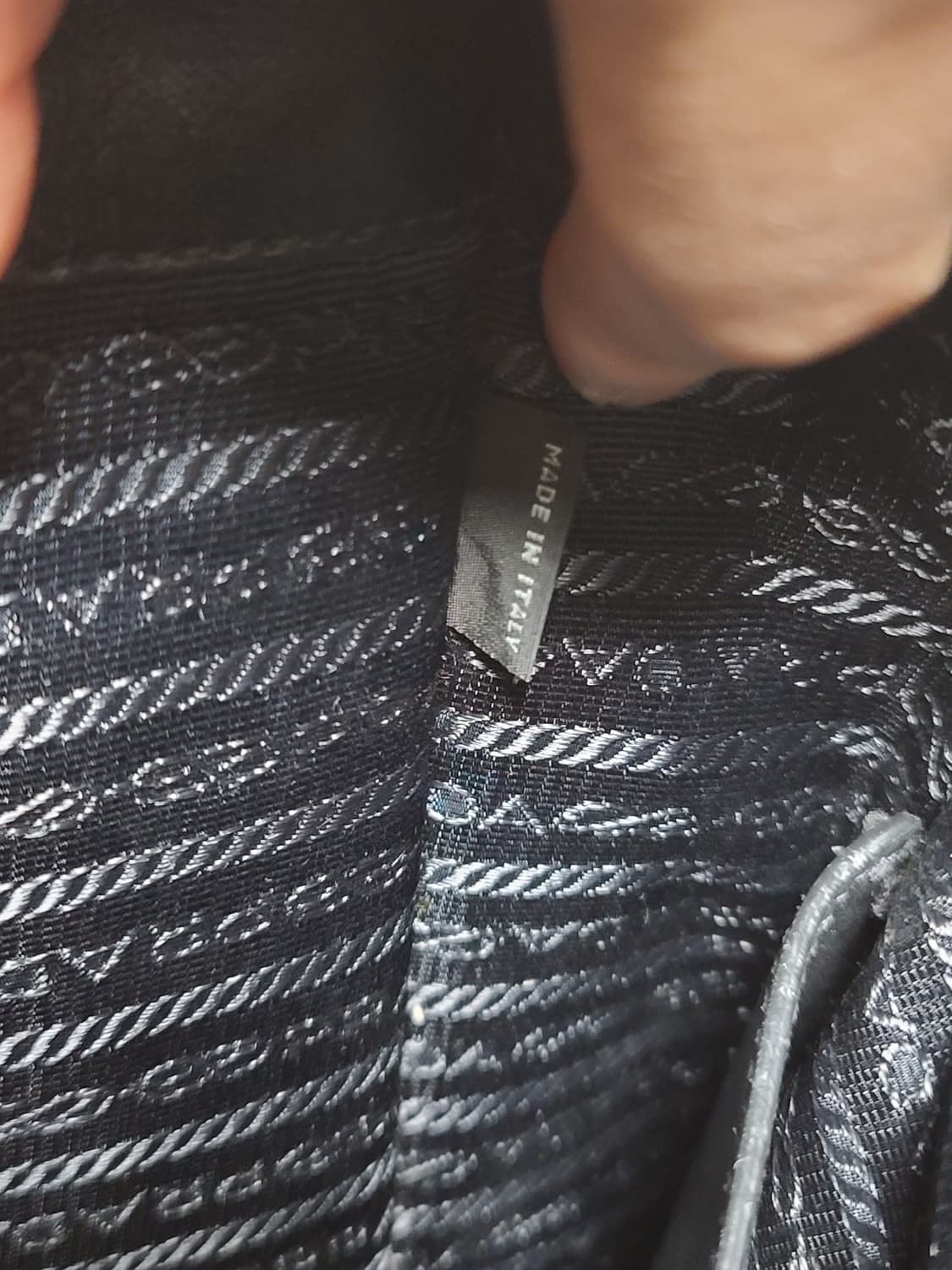 프라다 사피아노 토트백 서류가방 브리프케이스 상품이미지9