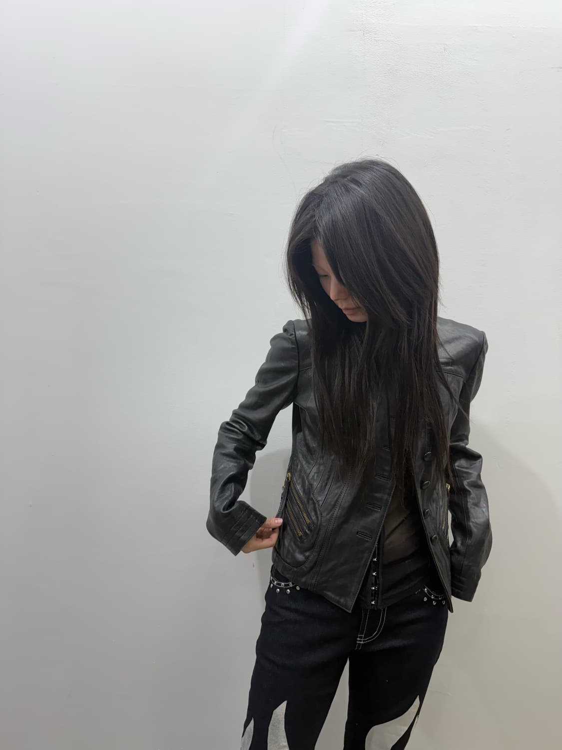 멀티버튼 크롭 리얼레더 자켓 상품이미지3