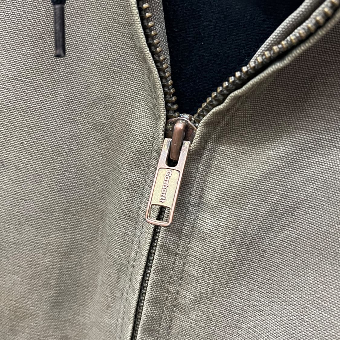 칼하트 J130 MUS 덕 액티브 자켓 XL-TALL 상품이미지5