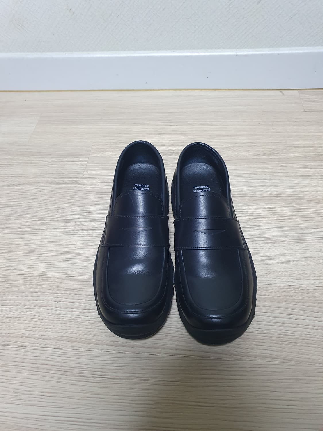 무신사 스탠다드 비브람 러그 솔 페니 로퍼 250 상품이미지3