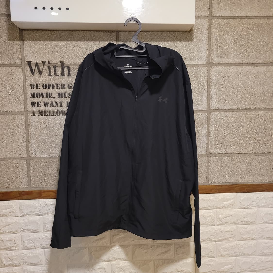 언더아머 후드 바람막이 2XL 상품이미지1