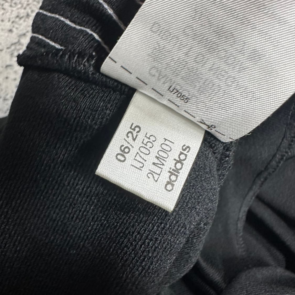 ✨ (바배) 아디다스 파이어버드 블랙 트랙 팬츠 상품이미지6