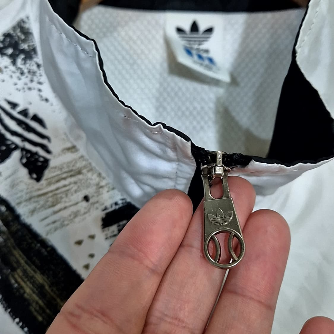 Adidas 아디다스x데상트 바람막이 상품이미지3