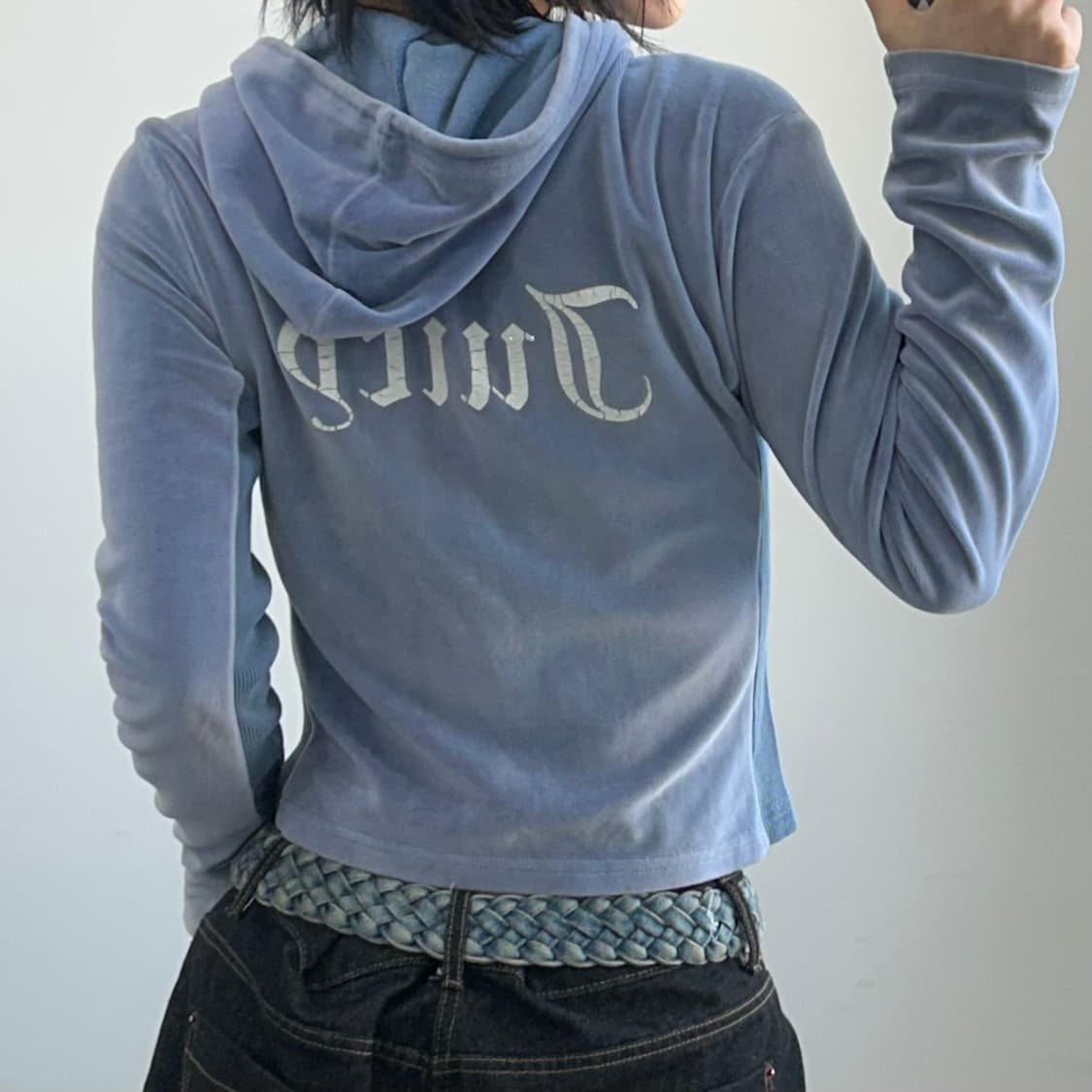 Juicy coutrue 쥬씨꾸뛰르 라이트 블루 벨벳 후드집업  상품이미지1