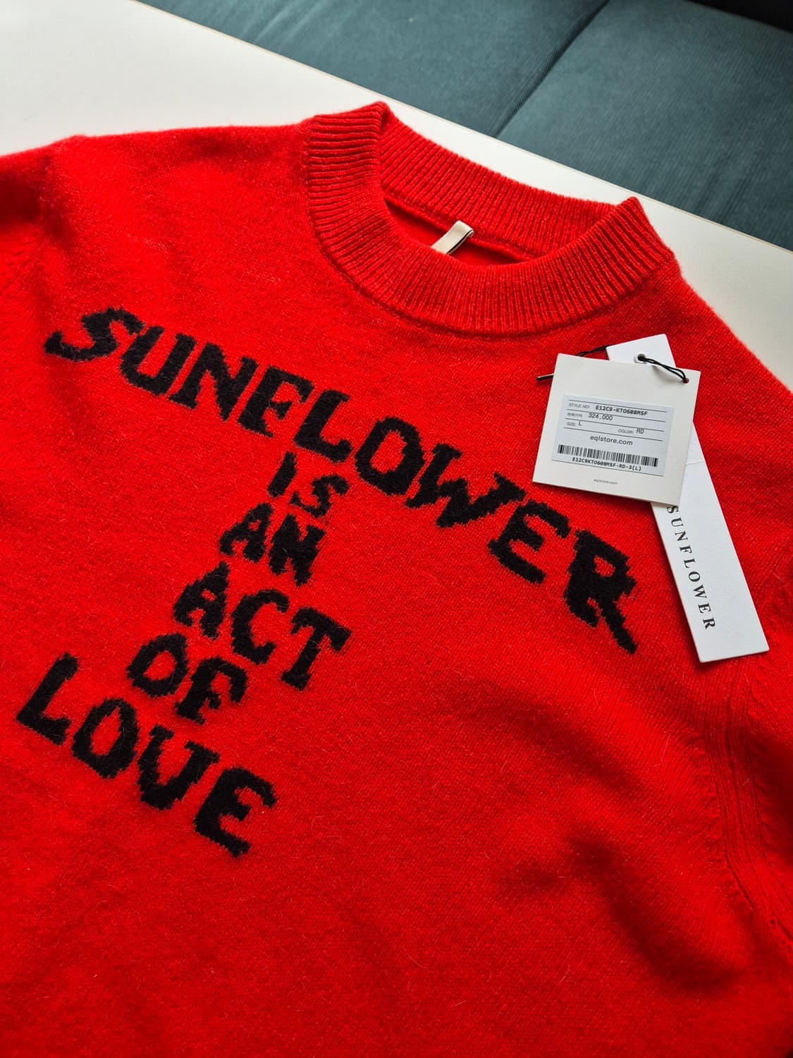 선플라워 문 러브 니트 레드(MOON LOVE, EQL) 상품이미지1