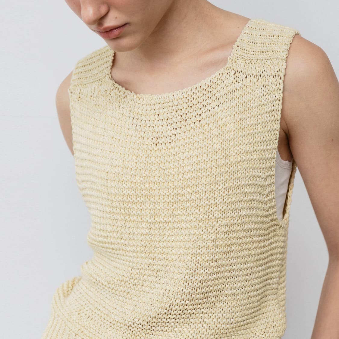 레이스(RRACE) 스퀘어넥 슬리브리스 니트 프리사이즈 새상품 상품이미지3