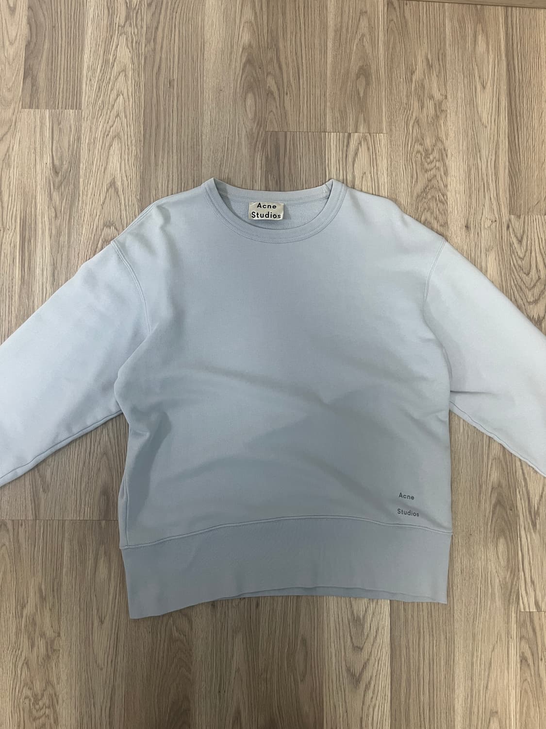 아크네 스튜디오 맨투맨 상품이미지1