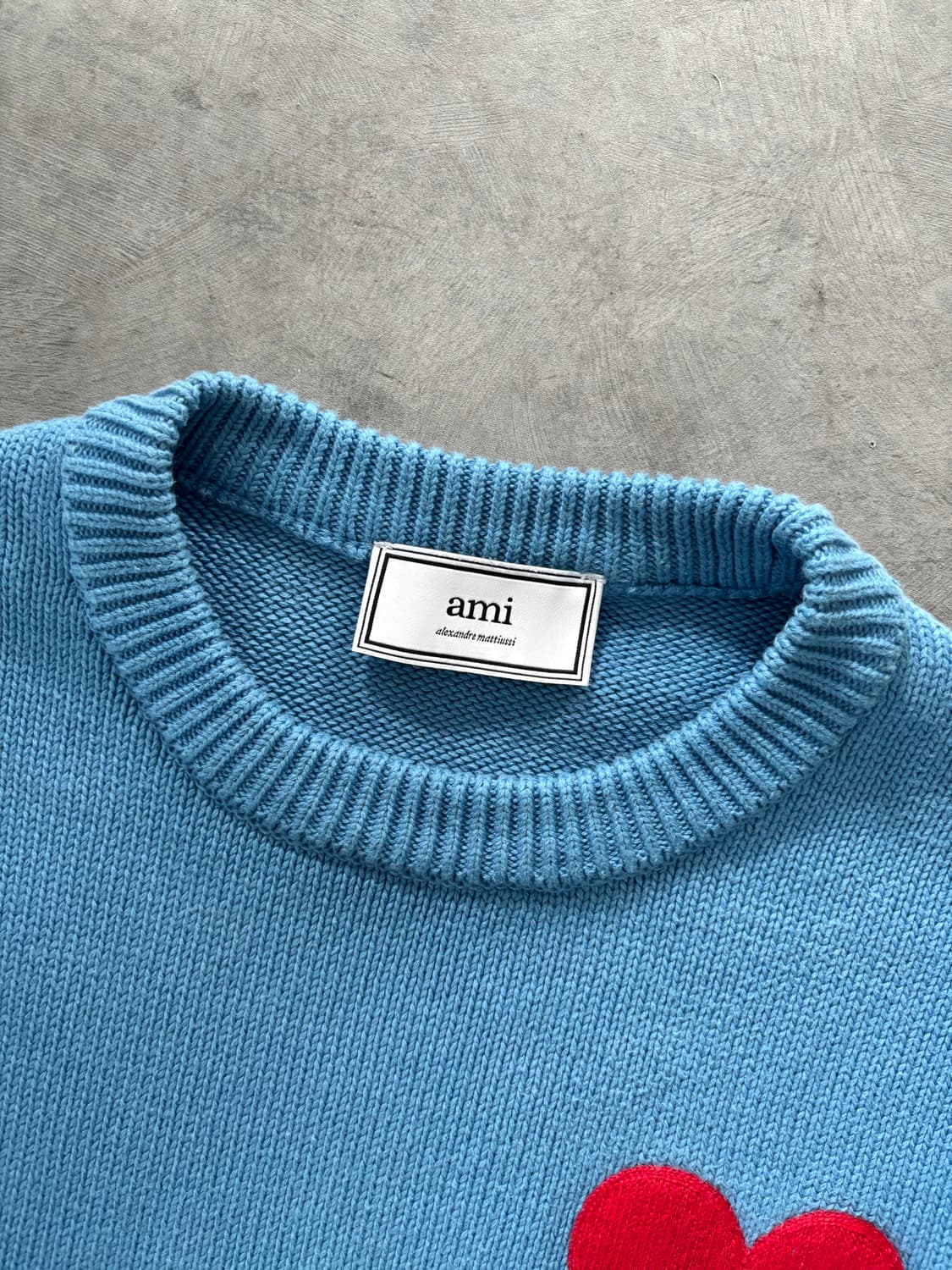 AMI 아미 빅 하트 로고 블루 자수 코튼 스웨터 상품이미지6