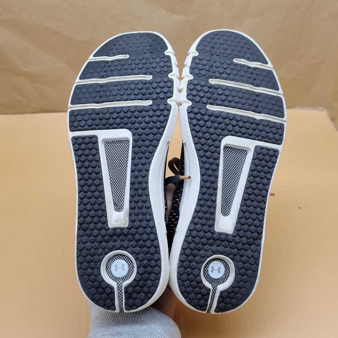 언더아머 호버 slk 런닝화245  상품이미지3