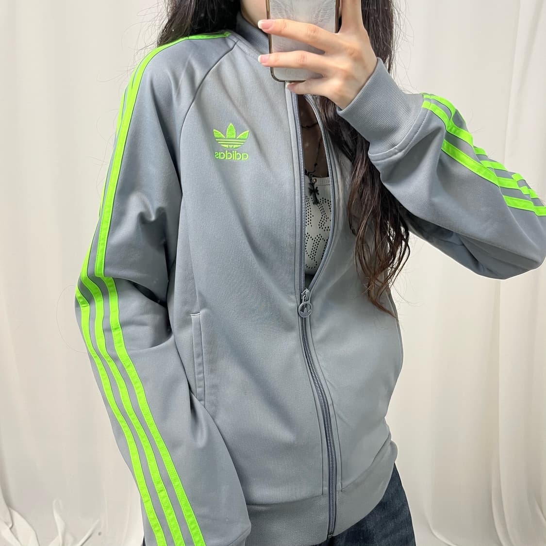Adidas Superstar gray neon jersey 상품이미지3