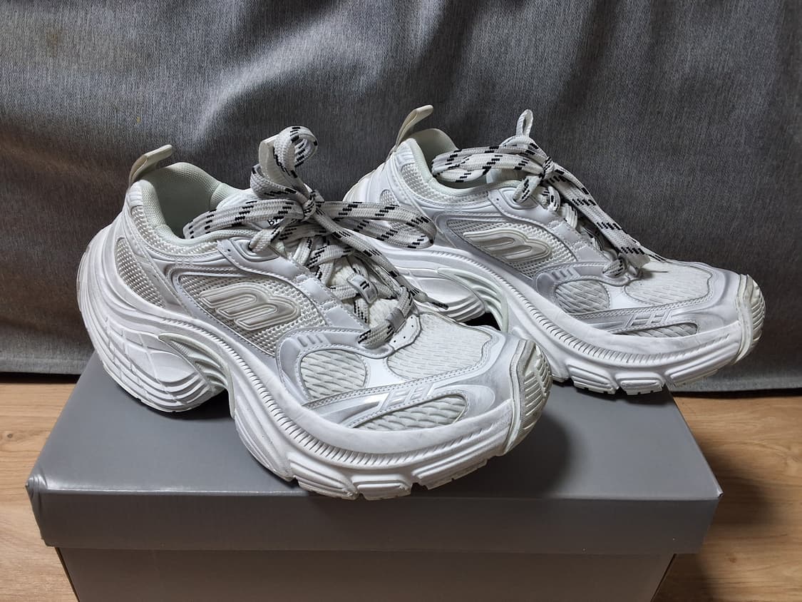 [새상품급] 발렌시아가 6xl 스니커즈 화이트 41 상품이미지2