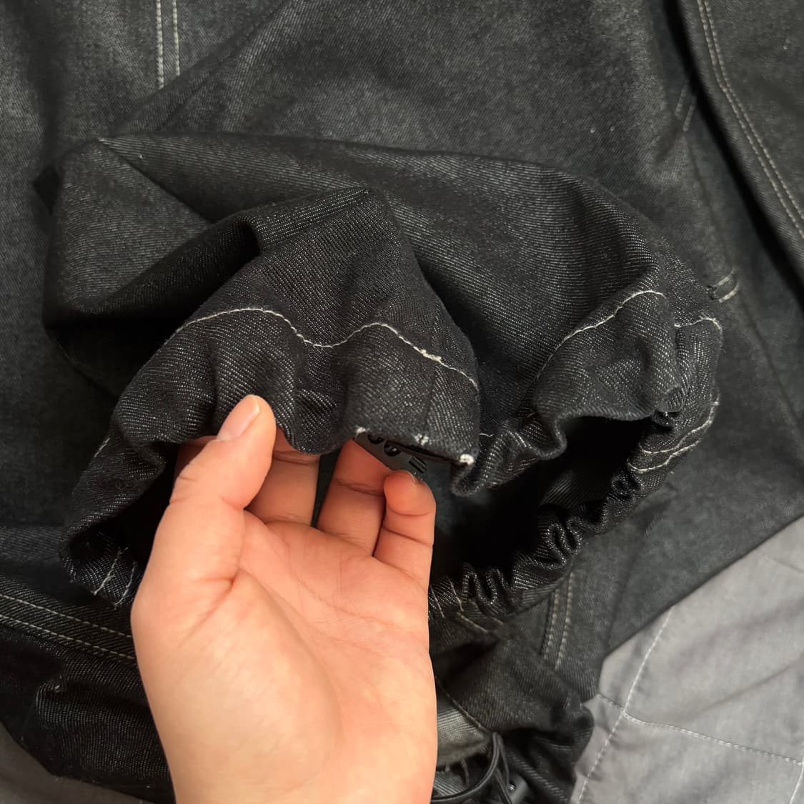 아캄 바지 Knee Pin-tuck Printed Denim Pants 상품이미지3