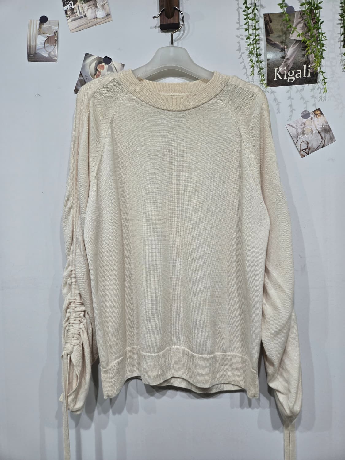 올세인츠 아이보리 셔링 긴팔 니트 상품이미지3