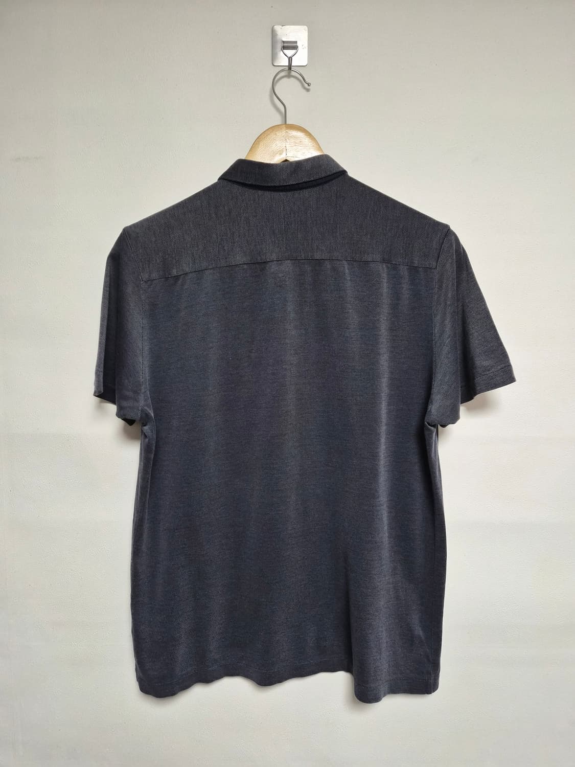 솔리드옴므 블랙 카라티셔츠 100사이즈 - T97 상품이미지4