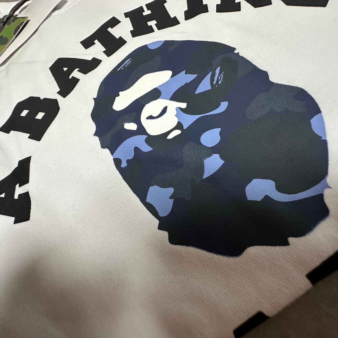 베이프 컬러 카모 컬리지 티셔츠 화이트 네이비 상품이미지5