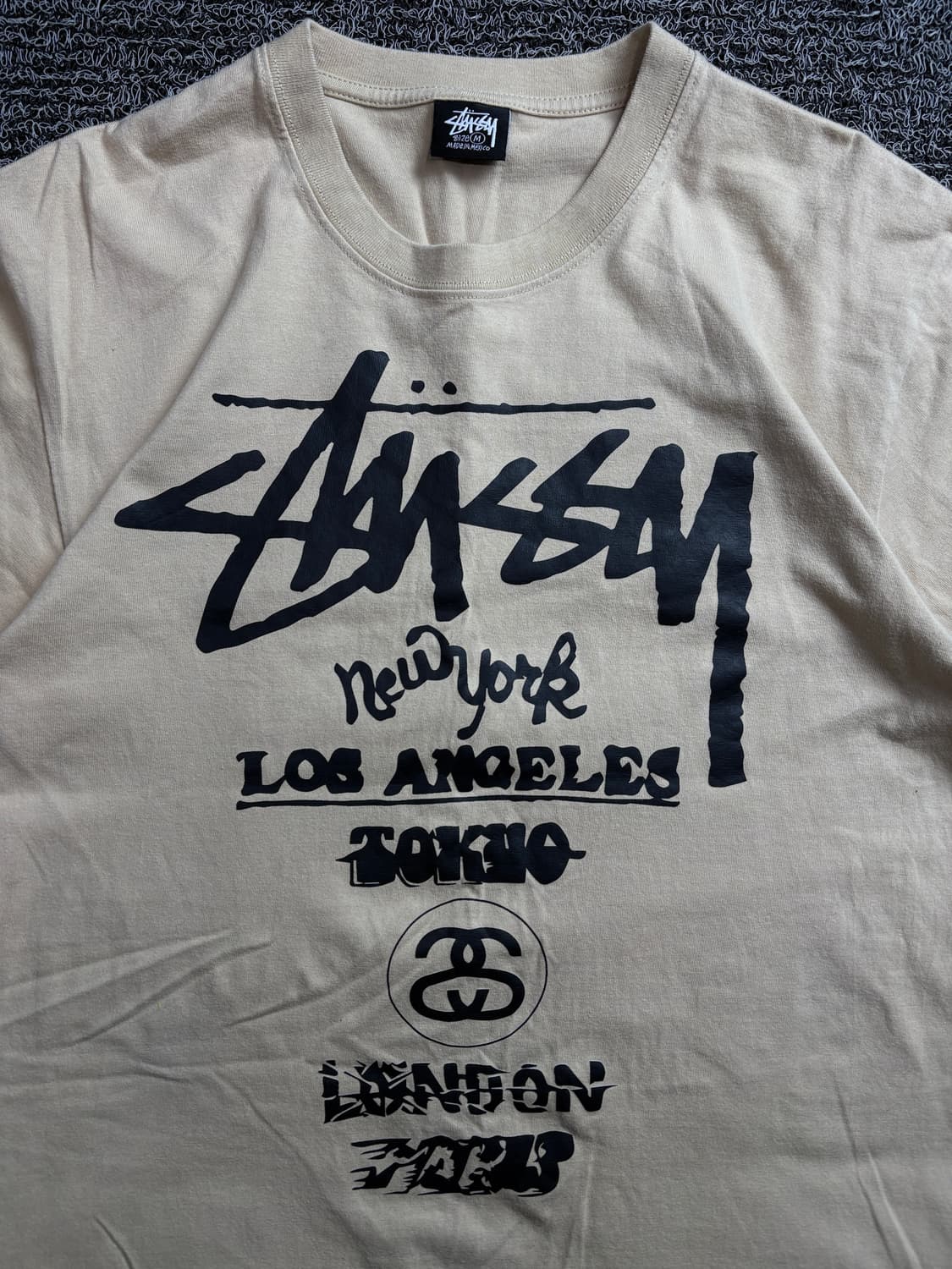 스투시 월드투어 빅로고 하프 슬리브 티셔츠 2261 상품이미지1