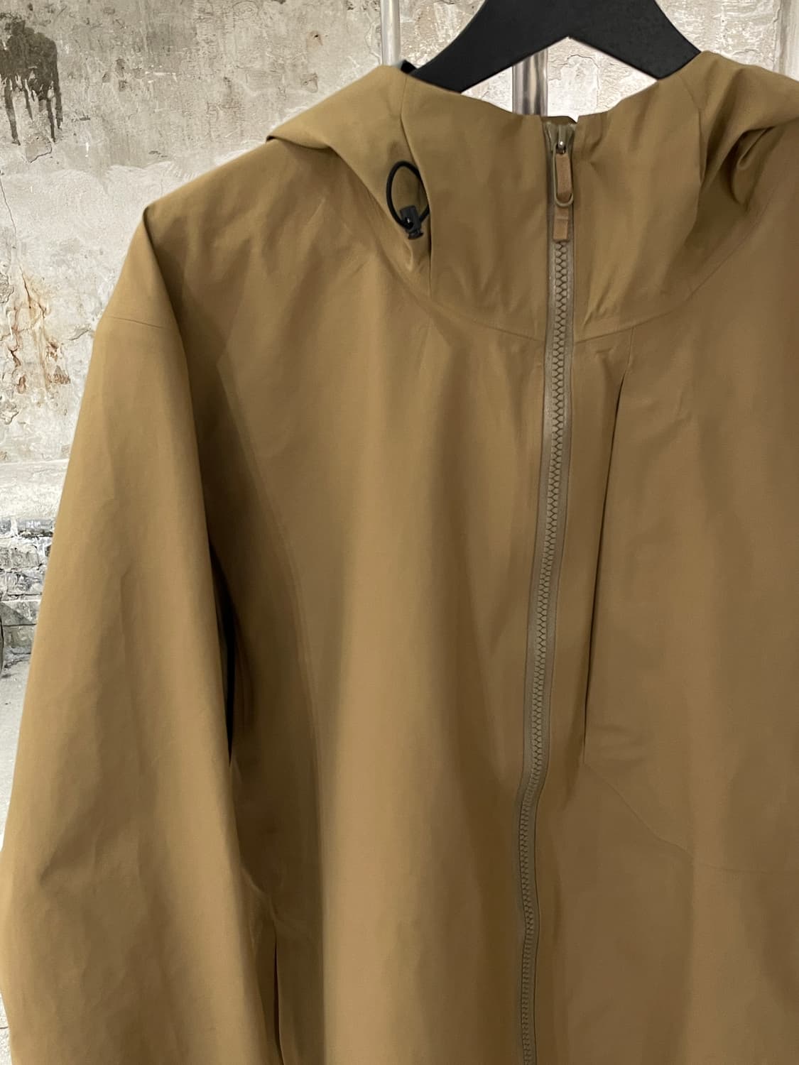 아크테릭스 맨즈 베이지 소여 코트 상품이미지2