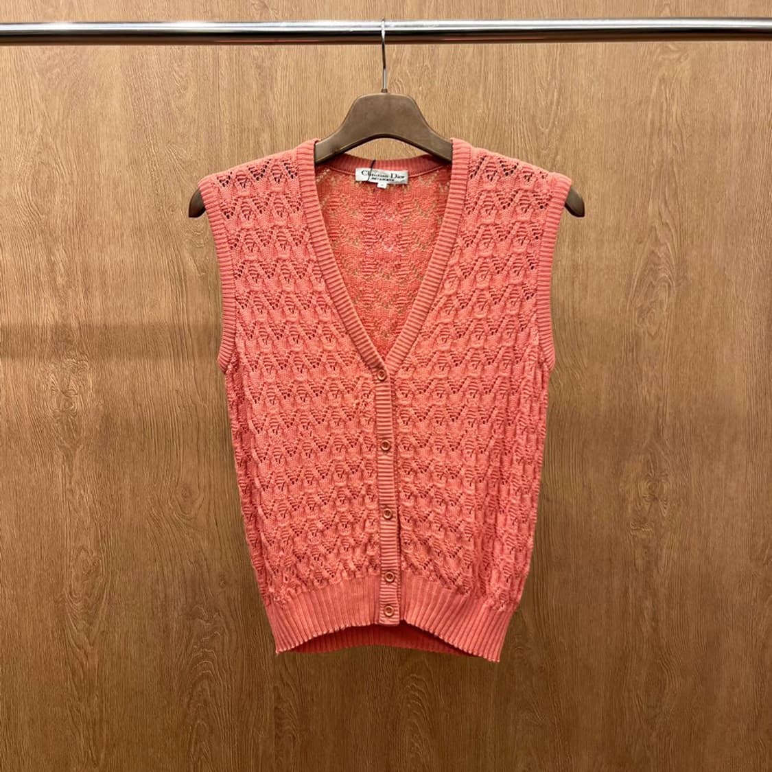 크리스찬 디올 니트 베스트 버튼 클로징 꽈배기 레이스 패턴 디테일 핑크 상품이미지2