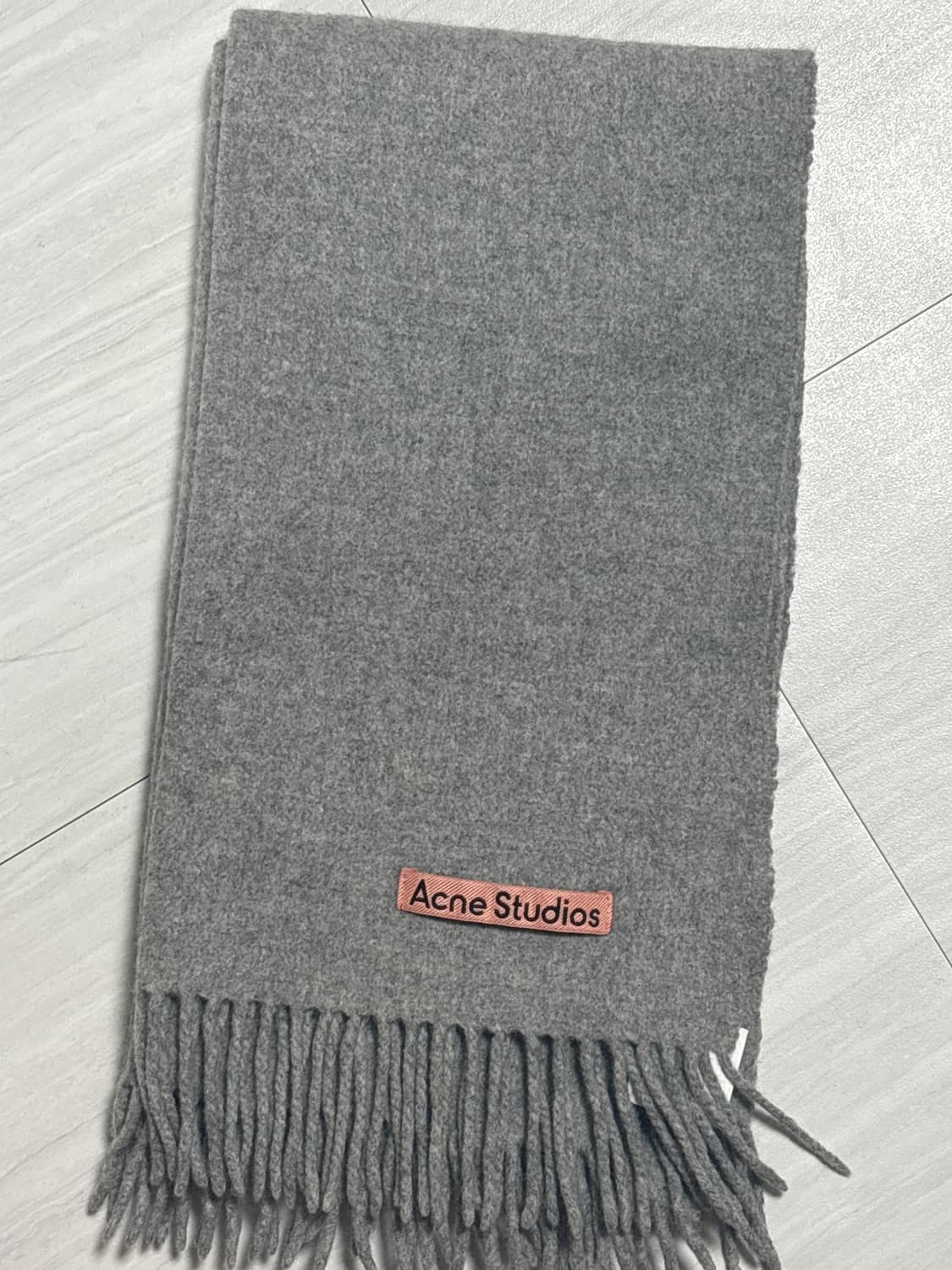 아크네 스튜디오 프린지 울 스카프 그레이 멜란지 상품이미지1