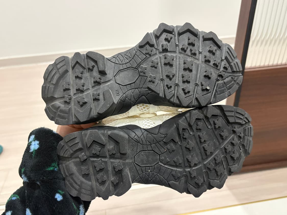 마뗑킴 발레스니커즈 230 상품이미지2