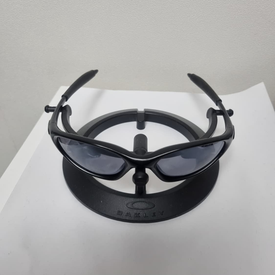 오클리 미뉴트 매트블랙 1.0 상품이미지1