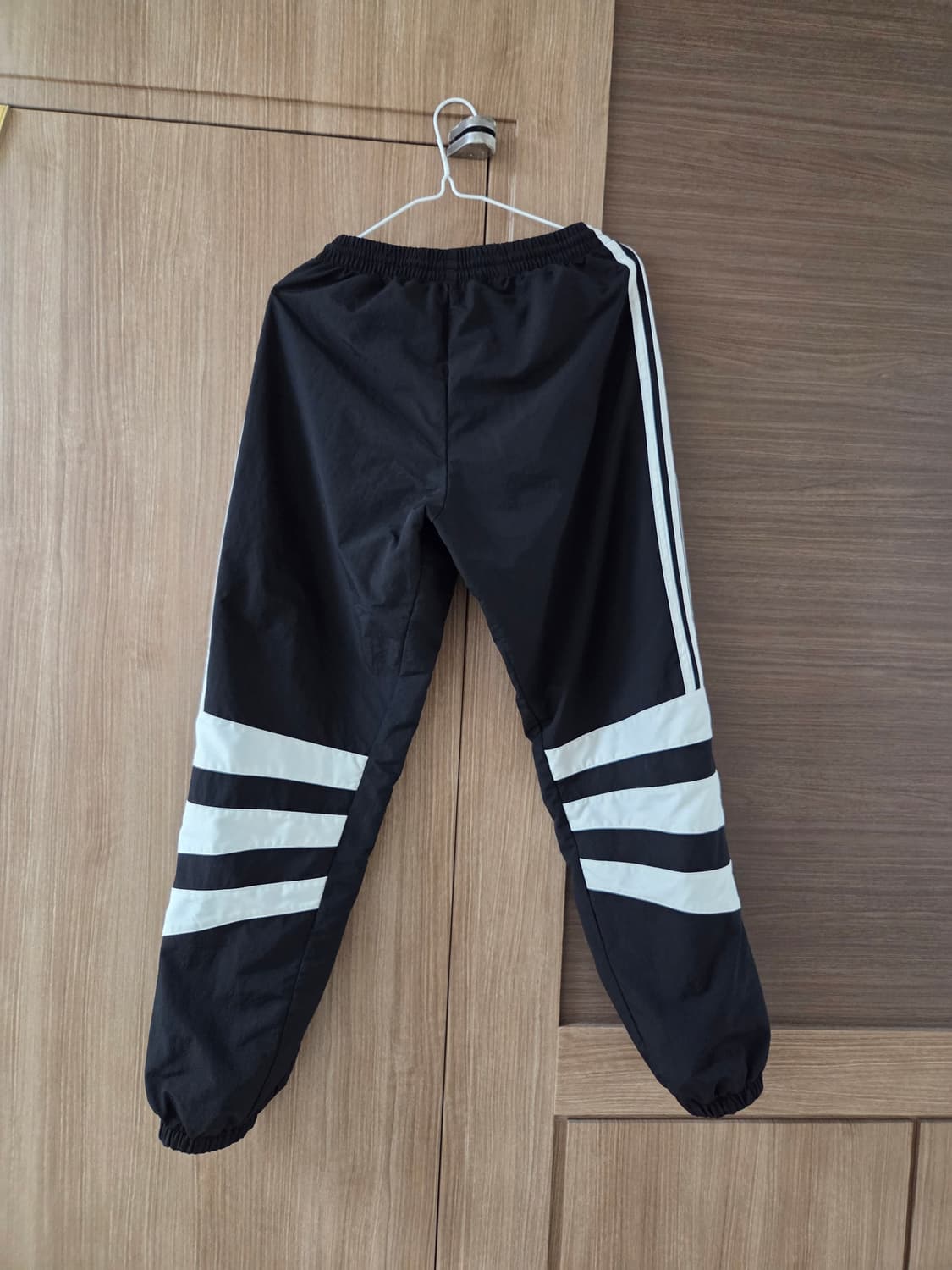 아디다스 우븐 바지 M 상품이미지2