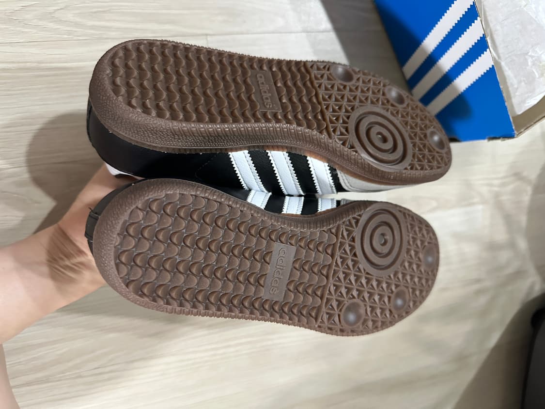 삼바 비건 블랙 230 새상품 상품이미지3