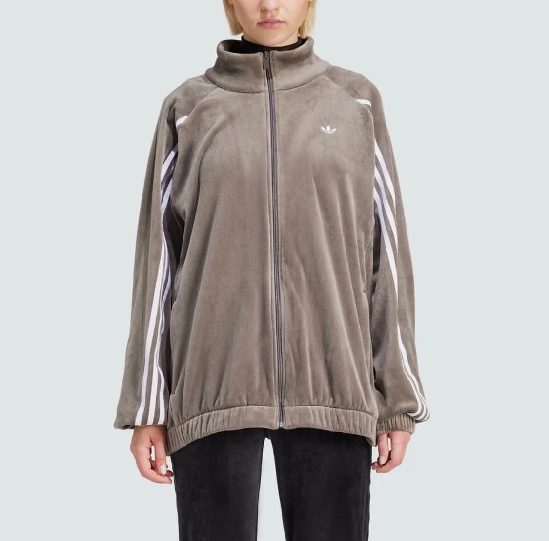 아디다스 벨벳 져지 VELVET TT IT9403 s사이즈 상품이미지2