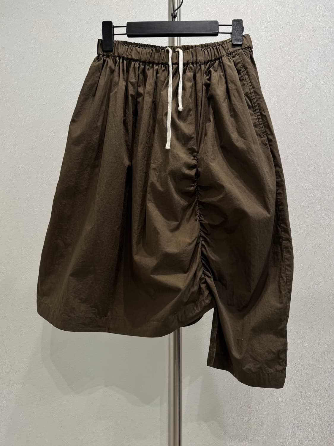 꼼데가르송 꼼꼼 09ss 비대칭 셔링 스커트 상품이미지3