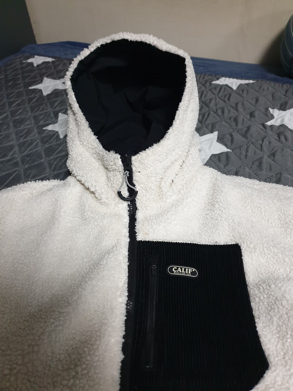 후아유 캘리포니아 양털 리버시블 패딩 점퍼 블랙 (M) 상품이미지5